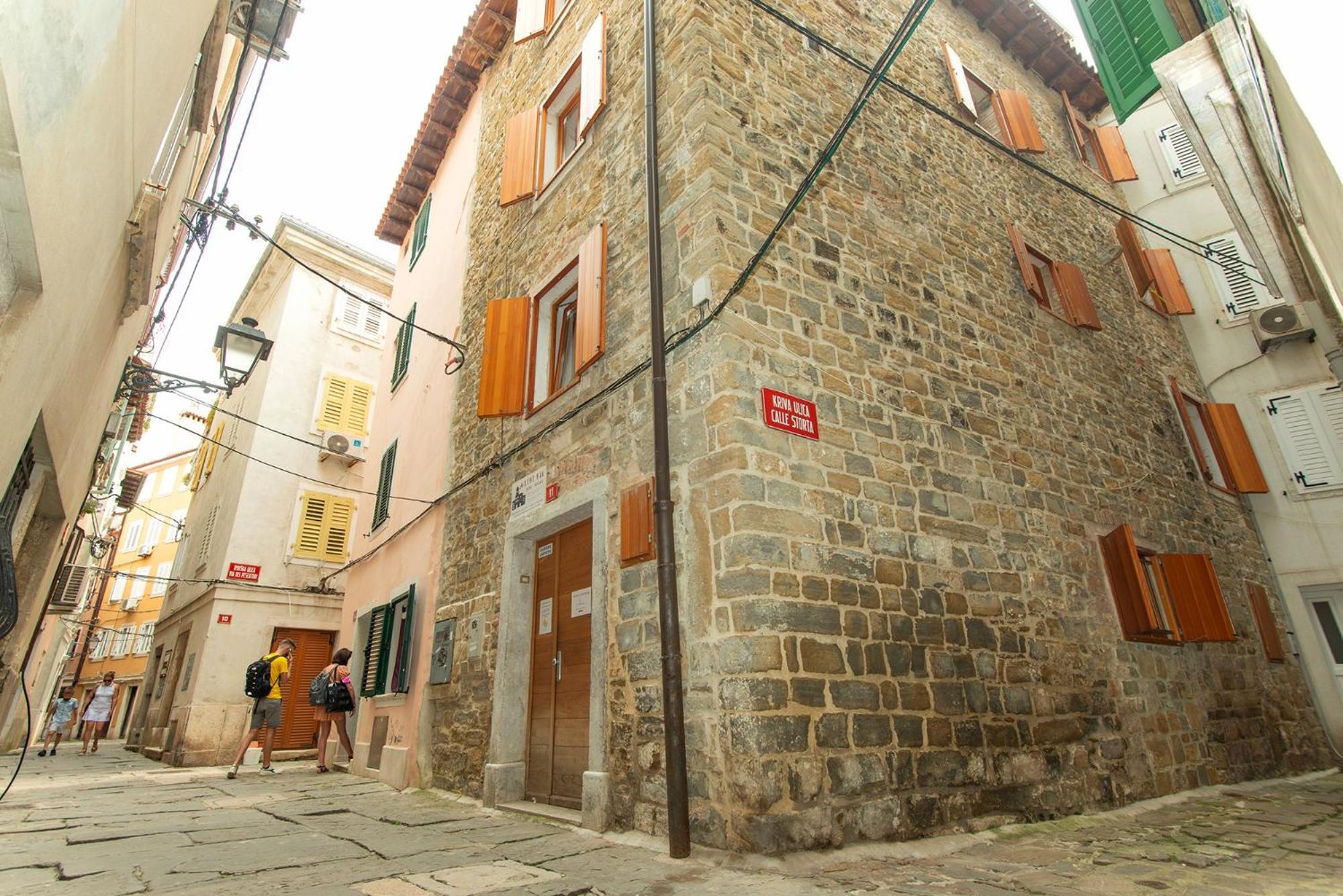 Alibi B11 Piran Exterior foto